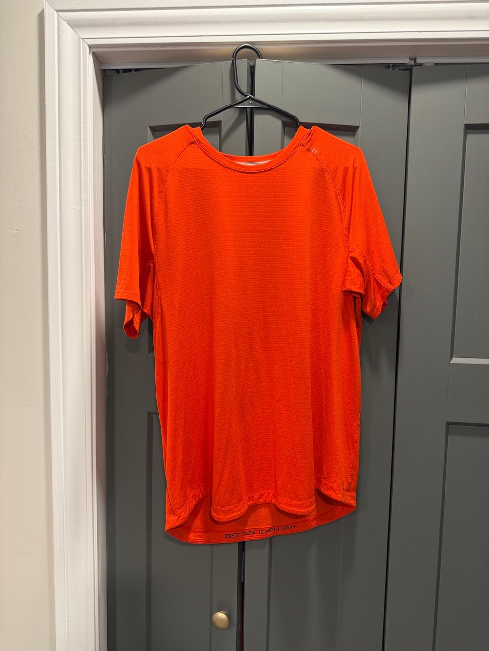 lululemon athletica Men's Short-Sleeve Crew in Vibrant Orange